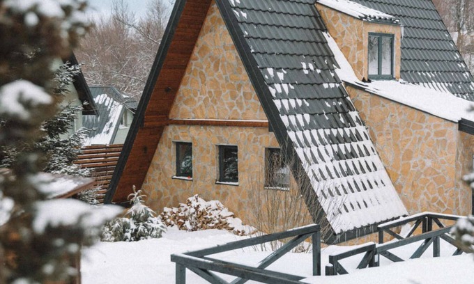 Lisina Casa | Kežman Mountain Cabins Forest and Panorama