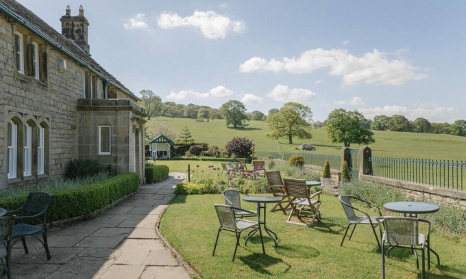 Baslow Cabaña | Keeper's Cottage/Chatsworth Estate