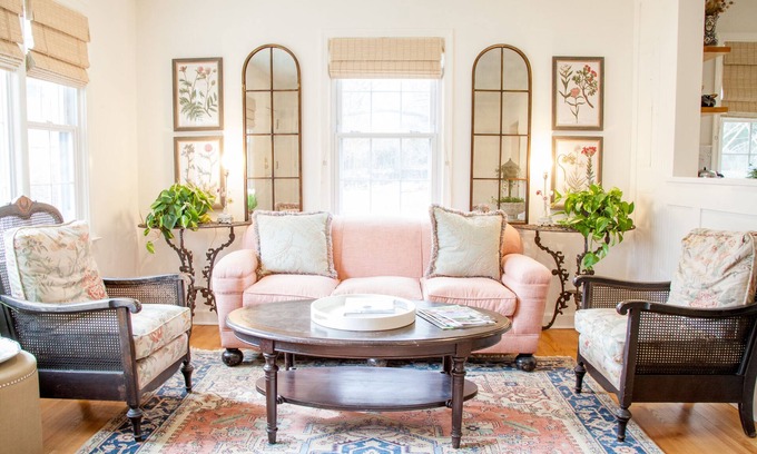 North Downtown Casa | Kelly Cottage-Lovely Light Casa llena en el centro de Charlottesville