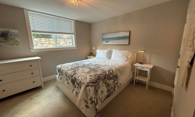 Black Mountain Casa | Kelowna Getaway - Black Mountain Golf & Ski