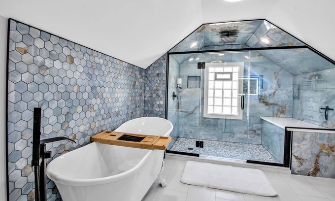 Kenmore Casa | Kenmore Luxy Loft
