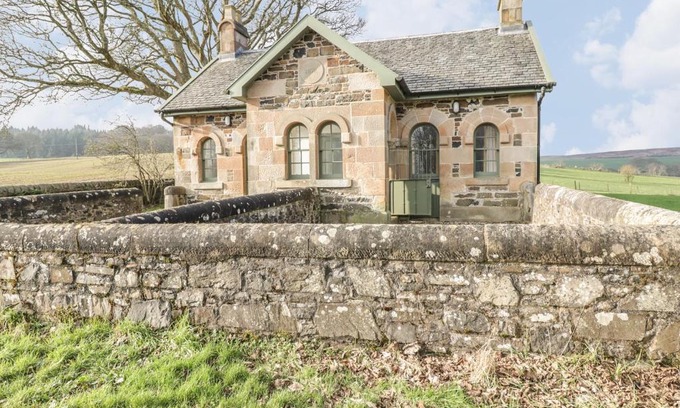 Rothesay Casa | Kennels