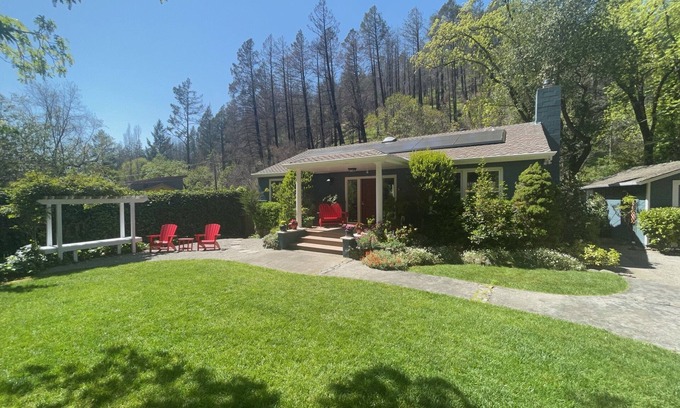 Kenwood Casa | Kenwood Cottage-Canyon & Creek Setting, Spa, Bienvenido a Tesla EV, SIN tarifa de limpieza