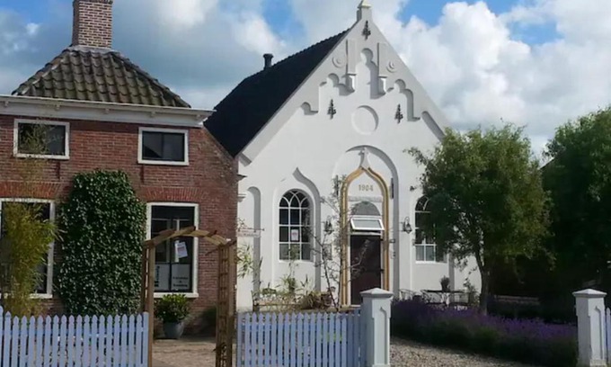Zeerijp Casa | Kerkje De Kleine Antonius