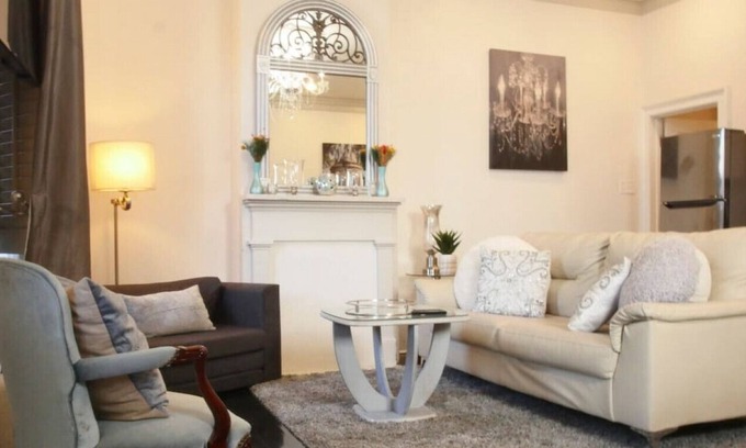 Faubourg Marigny Condominio | Kerlerec #2 · Steps to French Quarter & Frenchmen St. Two Bedroom Condo