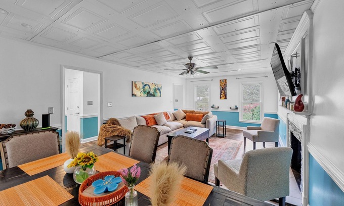 Kernersville Casa | Kernersville: King Beds Hot Tub Fire Pit Arcade