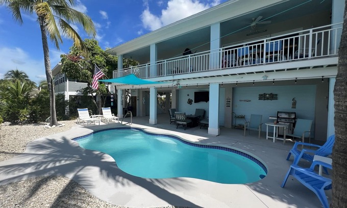 Little Torch Key Casa | Keys Paradise 2-bedroom, 2-bath with heated pool & direct access to the Atlantic