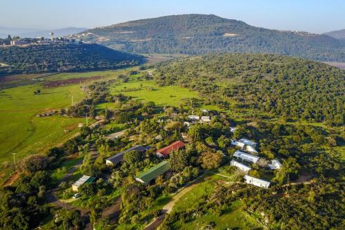 Inbar Cabina | Kibbutz Inbar Country Lodging