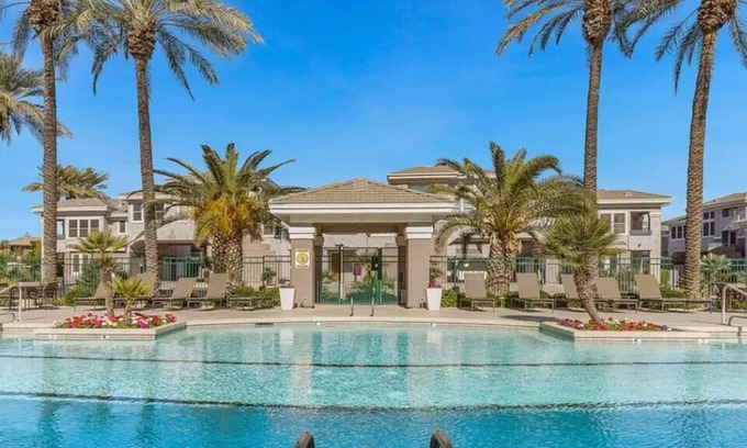Shea North Estates Casa | Kierland Condo Beautiful Pool Golfing Pet Friendly