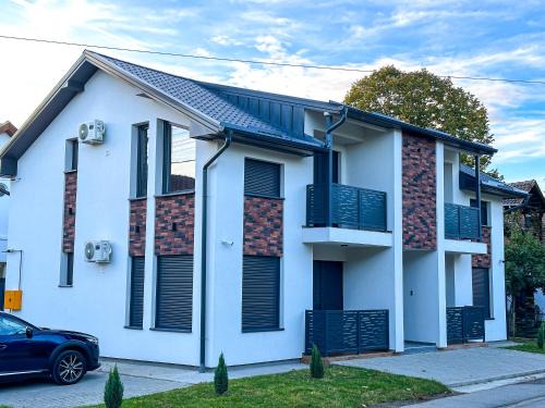 Zrenjanin Cama Y Desayuno | Kiko apartmani LUX