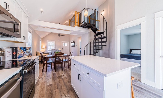 Harbinger Casa | KIL9104 Kilmarlic Spieth Cottage. Golf Resort, Community Pool & Fitness