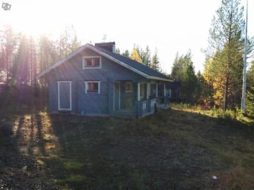 Naamijoki Apartamento | Kimppa-cabin/Дом в лесу у озера