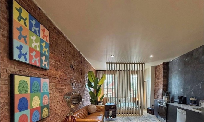 Pittsburgh Apartamento | KING BED City view Free Parking Vintage Loft