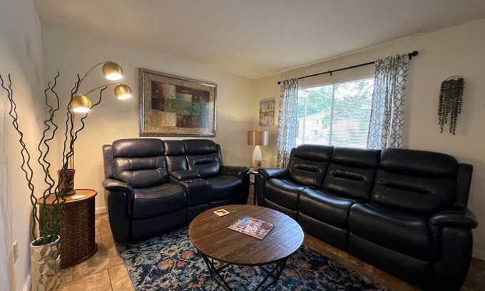 Mid City South Apartamento | King bed first floor Mid City with Parking