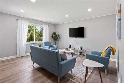 Wheeling Casa | King Bed, Free Wi-Fi Wheeling