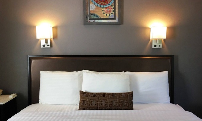 Milford Casa | King Bed Non Smoking Room, Scottish Inns Milford, Convenient Spot, Free Parking