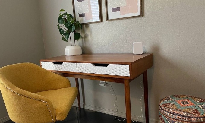 Amarillo Casa | KING | Smart TV |*Garage*| W/D Work station PDC