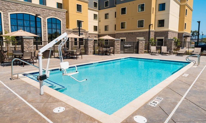 Newark Condominio | Suite King. Desayuno gratis. Piscina. Barbacoa compartida. ¡Tu próximo viaje!