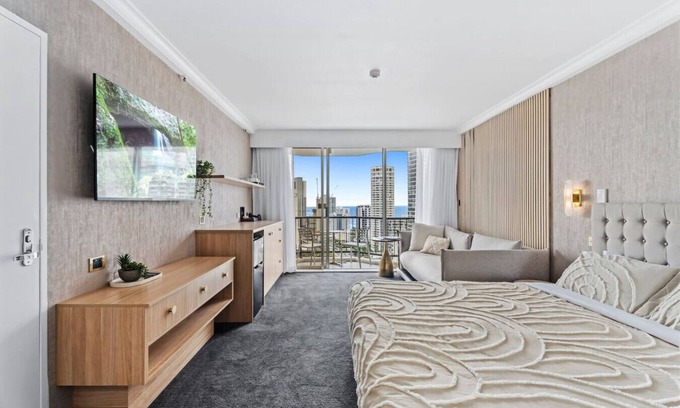 Surfers Paradise Apartamento | King Suite - Ocean View, Renovated Luxury - Lev 19