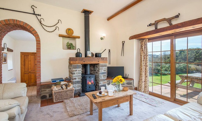St Ishmaels Cabaña | Kingfisher Cottage, Holiday Cottage St Ishmaels, Near Dale, Sleeps 4, 2 bedrooms, bathrooms