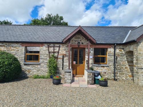 Whitland Casa | Kingfisher Cottage