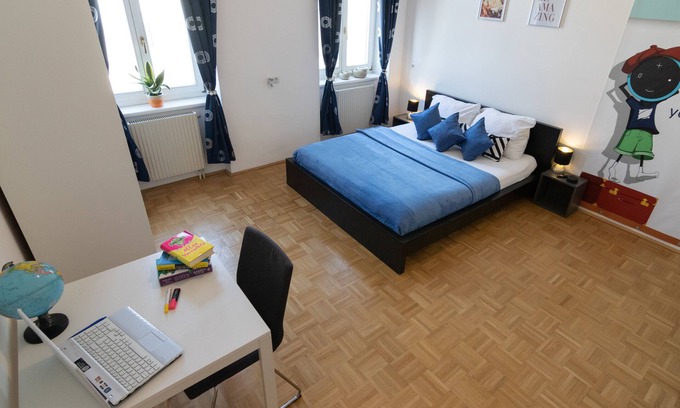 Favoriten Apartamento | Kingsize Bedroom Apt Central Station Wien