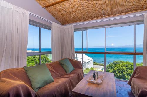 De Kelders Casa | Kingsview