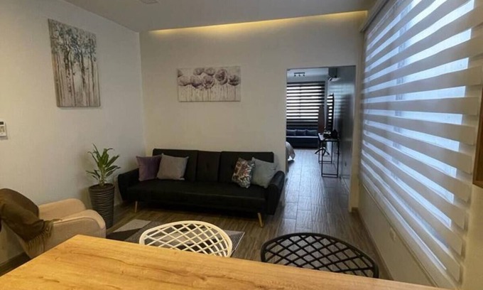 Simon Bolivar Apartamento | Kiran Lodging SF