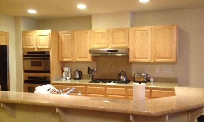Kirkwood Condominio | Kirkwood Village - ¡Renovaciones recientes!