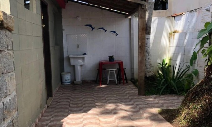 Toninhas Chalet De Esquí | KIT-NET - LADO DE PLAYA - 1 A 4 PERSONAS