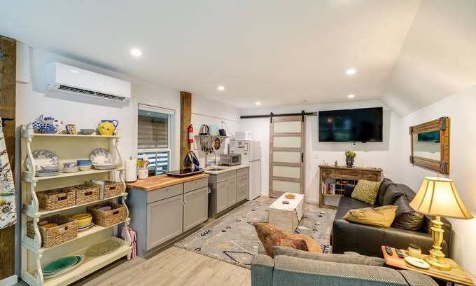 Southern Shores Apartamento | Kitty Hawk Vacation Rental w/ Pool & Hot Tub