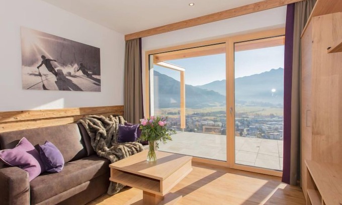 Zell am See Apartamento | Kitzsteinhorn by Interhome