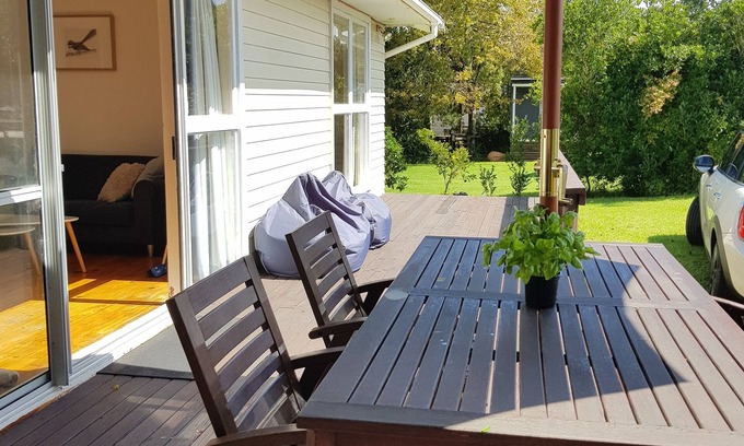 Cooks Beach Cabaña | Kiwi Bach Escape - Close To Beach