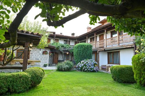 Kvartal Noviya Grad Casa | Klecherova House