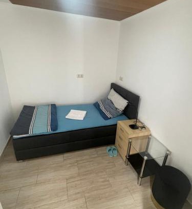 Ruesselsheim Apartamento | Kleine aber feies Zimmer