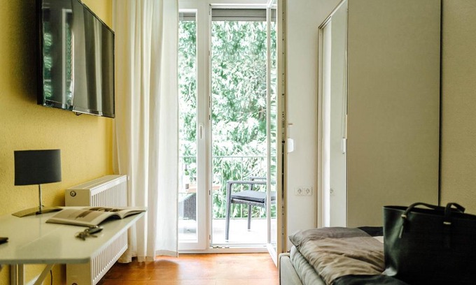Hamelin Casa | Kleines Zimmer an der TA mit Balkon (Nr.3)