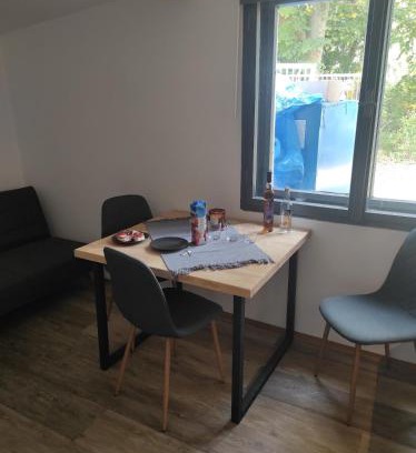 Budyne nad Ohri Apartamento | Klid