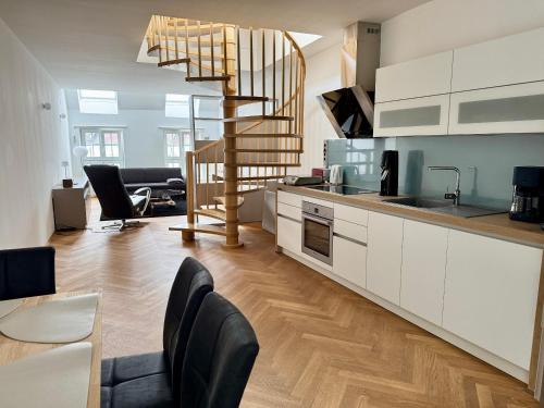 Sankt Polten Apartamento | Klimatisierte Luxus-Dachterrassenwohnung im Zentrum
