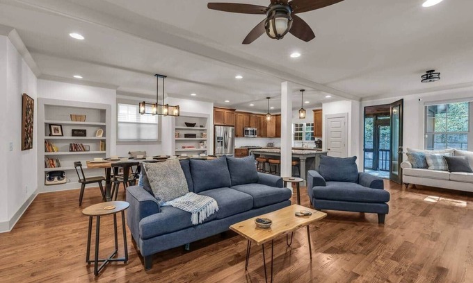 North Chattanooga Casa | Knollbrook Gardens