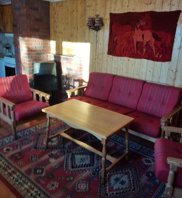 Al Municipality Casa | Knutebu Two-Bedroom Cottage
