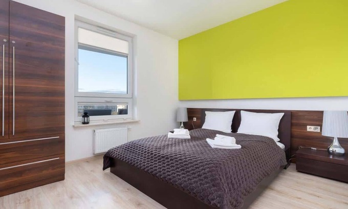 West Pomeranian Voivodeship Apartamento | Kościuszki 16 | Lime and Brown Apartment | Balcony