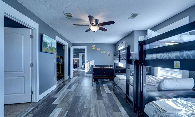 Kodak Cabina | Kodak - Hatters Hide A Way - 3 Bedrooms - Sleeps 12