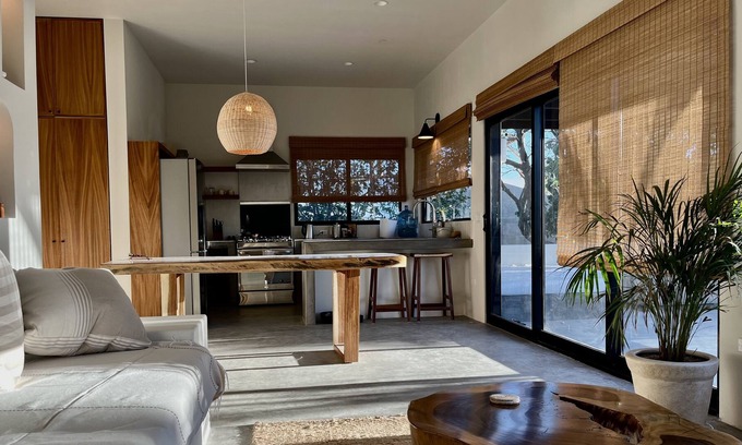 El Sargento Casa | Kokomo Palms of Julio Yoolio (NEW BUILD)
