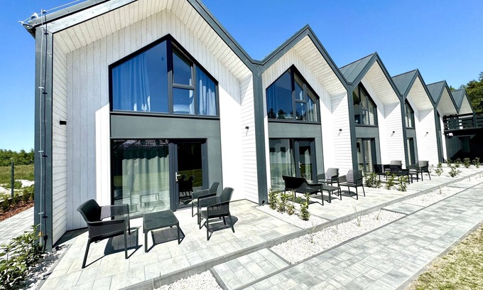 Grzybowo Casa | Komfortable Moderne Ferienhauser mit Klimaanlage Grzybowo bei Kołobrzeg