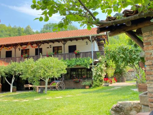 Poganovo Casa | Konak Tosa
