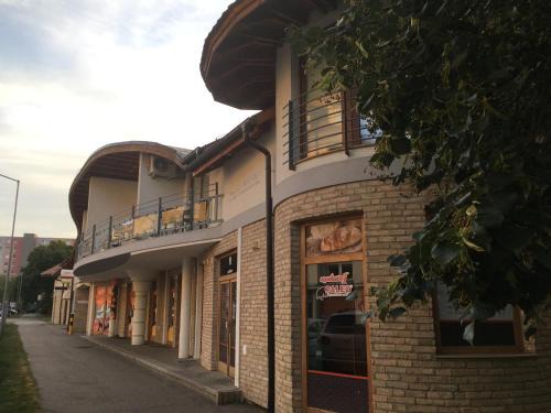 Dunajska Streda Apartamento | Kondé Apartments B