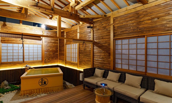 Higashishinsaibashi Casa | KONJAKUSO Osaka Shinsaibashi "TARUKAISEN" Rooftop SPA