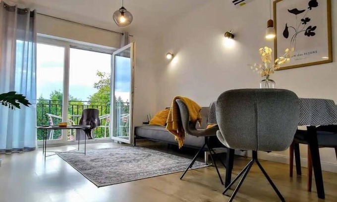 Konstancin-Jeziorna Apartamento | Konstancin Comfort - Your Home Away from Home