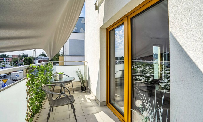 Konstancin-Jeziorna Apartamento | Konstancin-Jeziorna Modern Apartment
