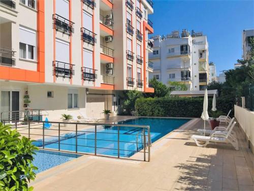 Liman Mahallesi Apartamento | Konyaaltı - Liman - Antalya - Lüks ve Huzurlu Sitede Güzel Bir Daire